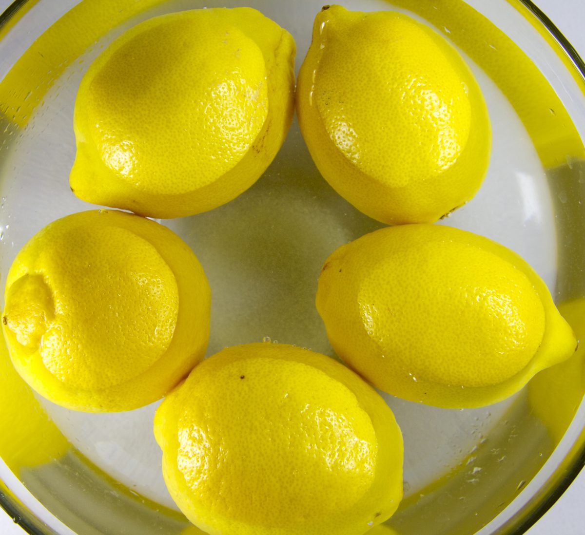 cinco formas de almacenar AdobeStock 30499263 ¡Cómo conservar los limones durante mucho tiempo y sin que se enmohezcan!