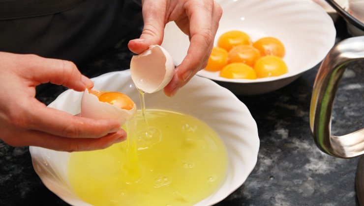 Le uova nell Huevos en la alimentación